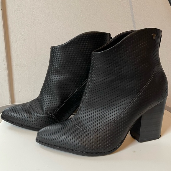 Ankle boots - Picture 3 of 8